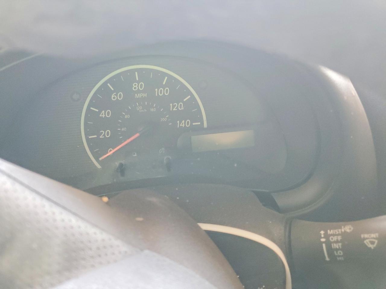 2012 NISSAN VERSA