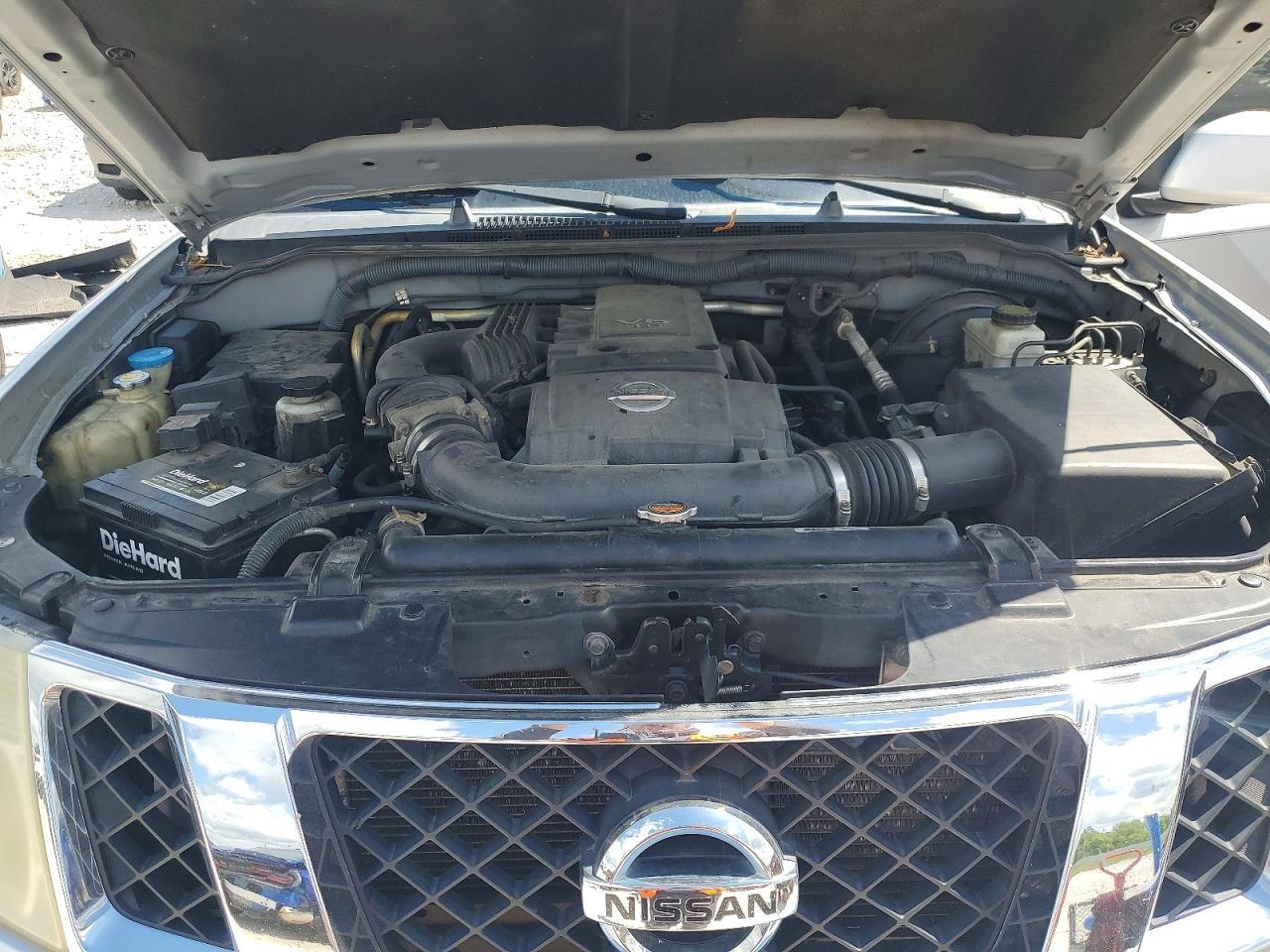 2011 NISSAN PATHFINDER