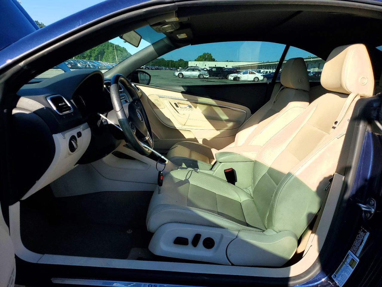 2012 VOLKSWAGEN EOS