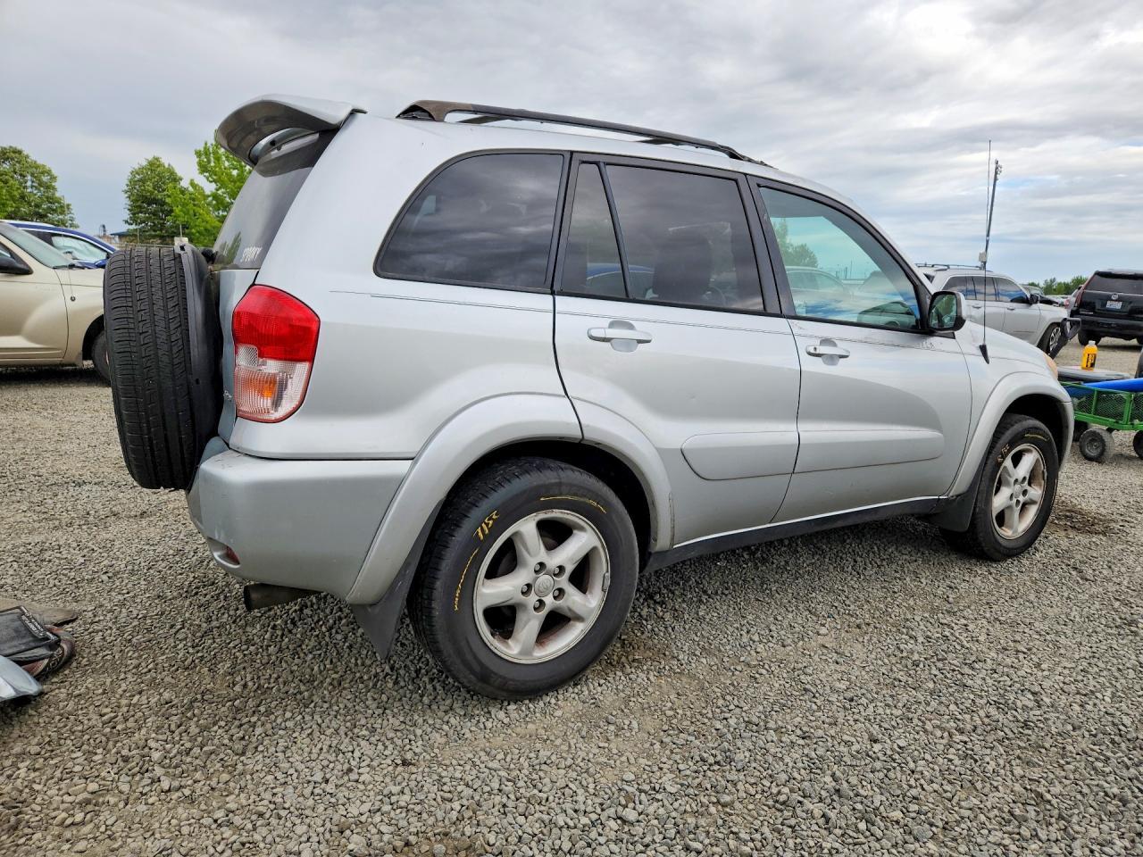 2002 TOYOTA RAV4