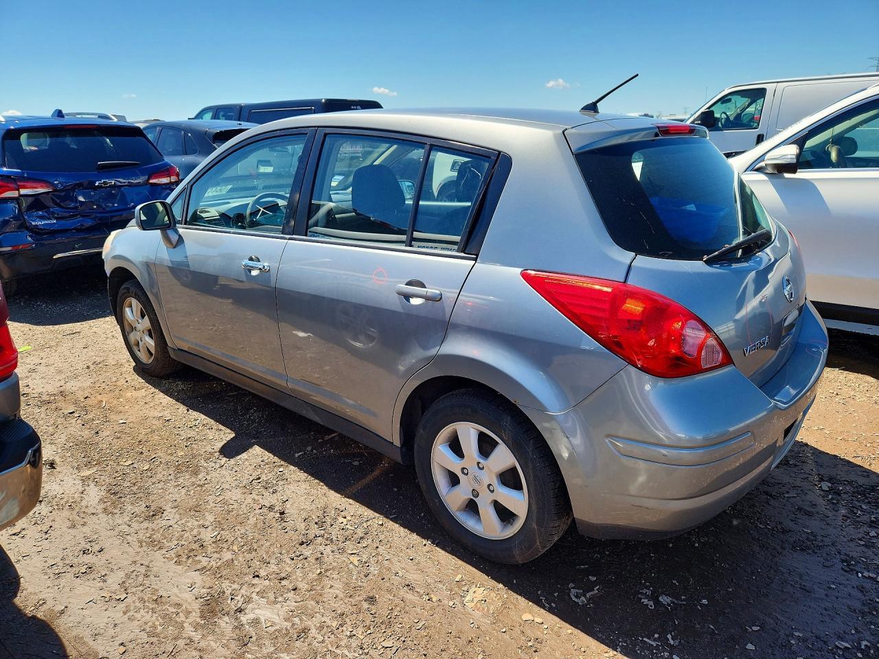 2009 NISSAN VERSA