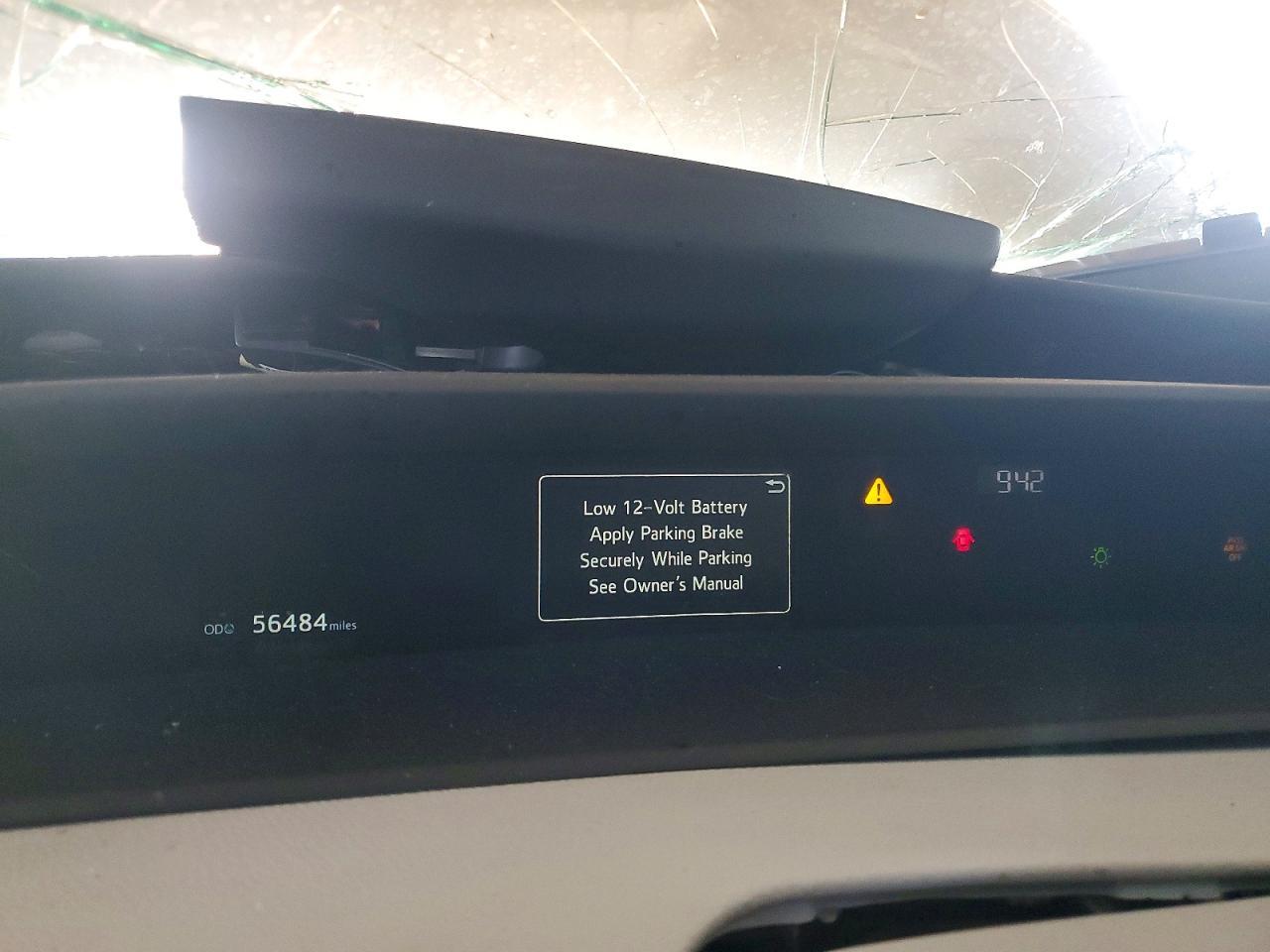 2019 TOYOTA PRIUS