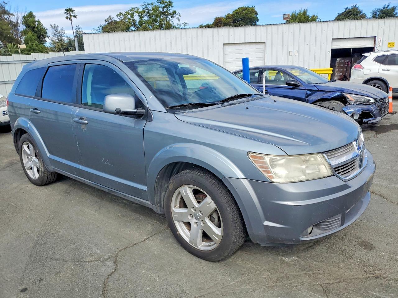 2009 DODGE JOURNEY