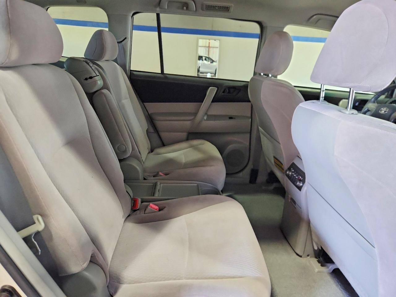 2009 TOYOTA HIGHLANDER