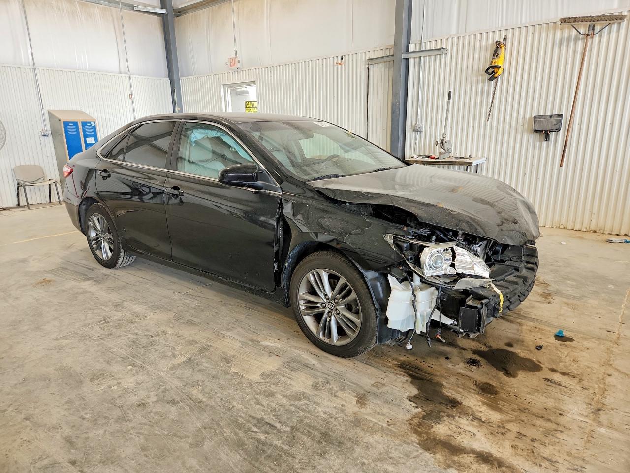 2015 TOYOTA CAMRY