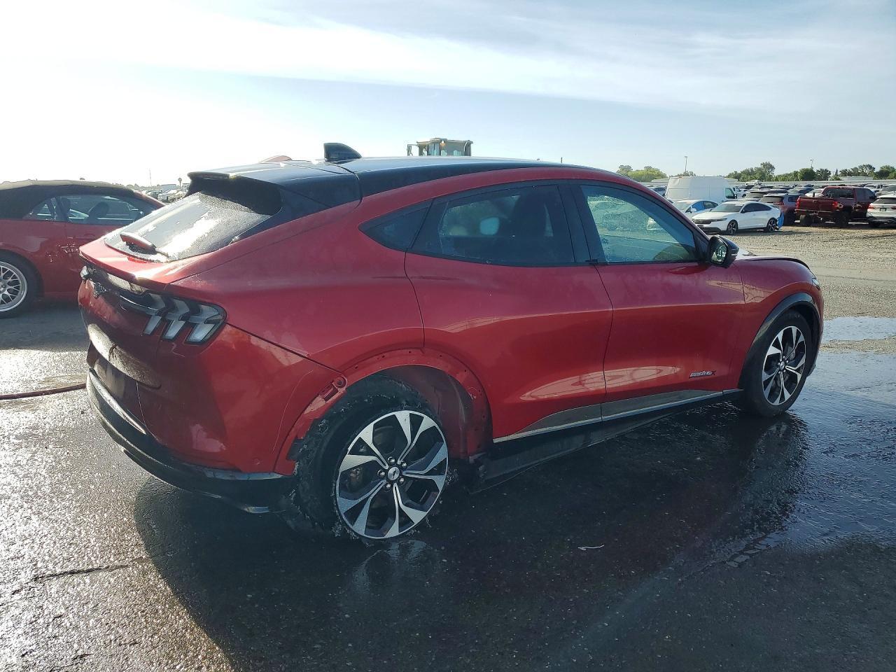 2023 FORD Mustang Mach-E