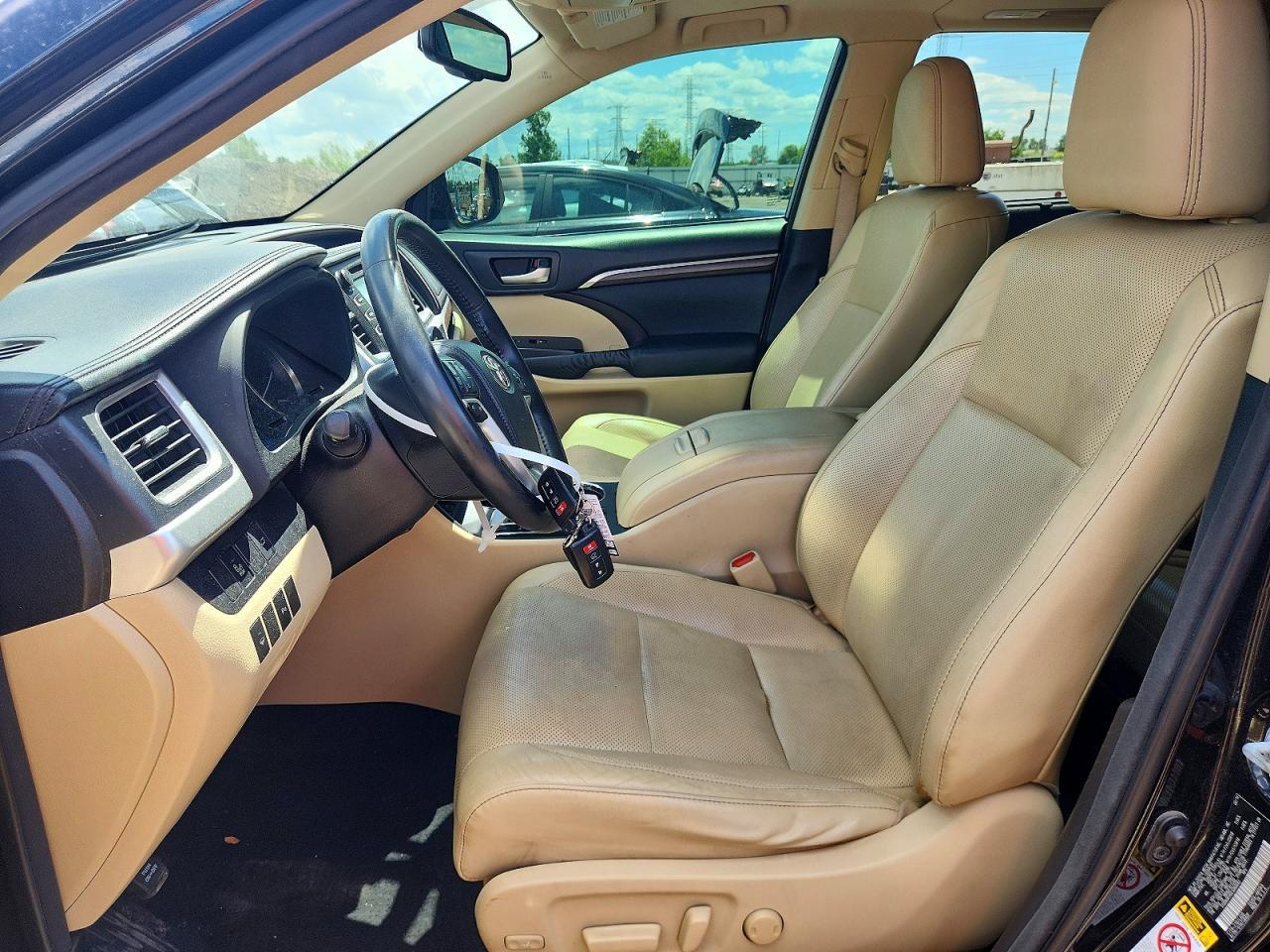 2014 TOYOTA HIGHLANDER
