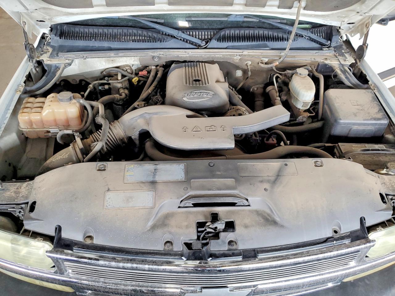 2004 CHEVROLET Tahoe
