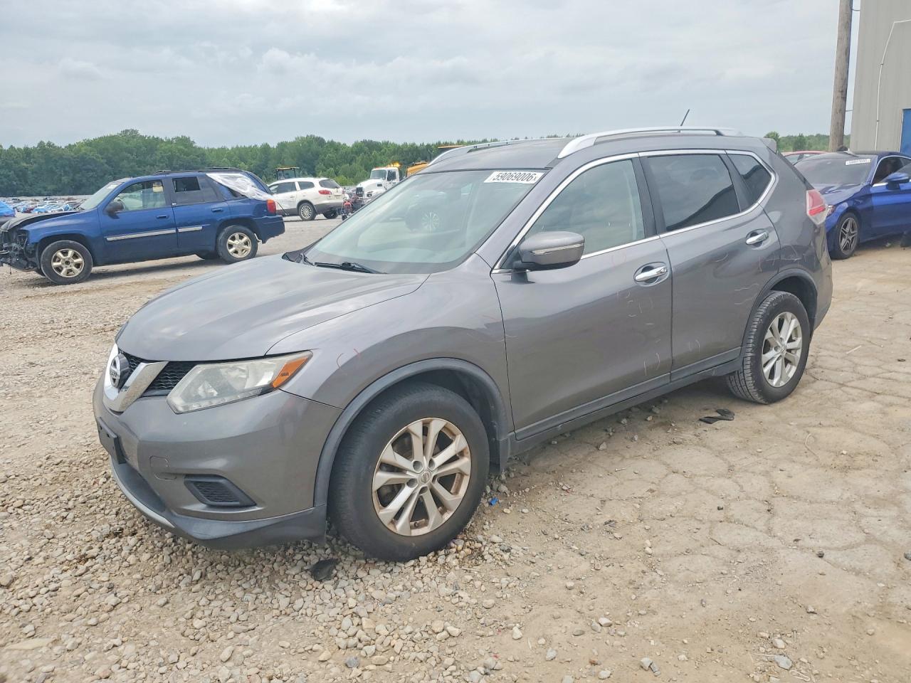 2015 NISSAN ROGUE