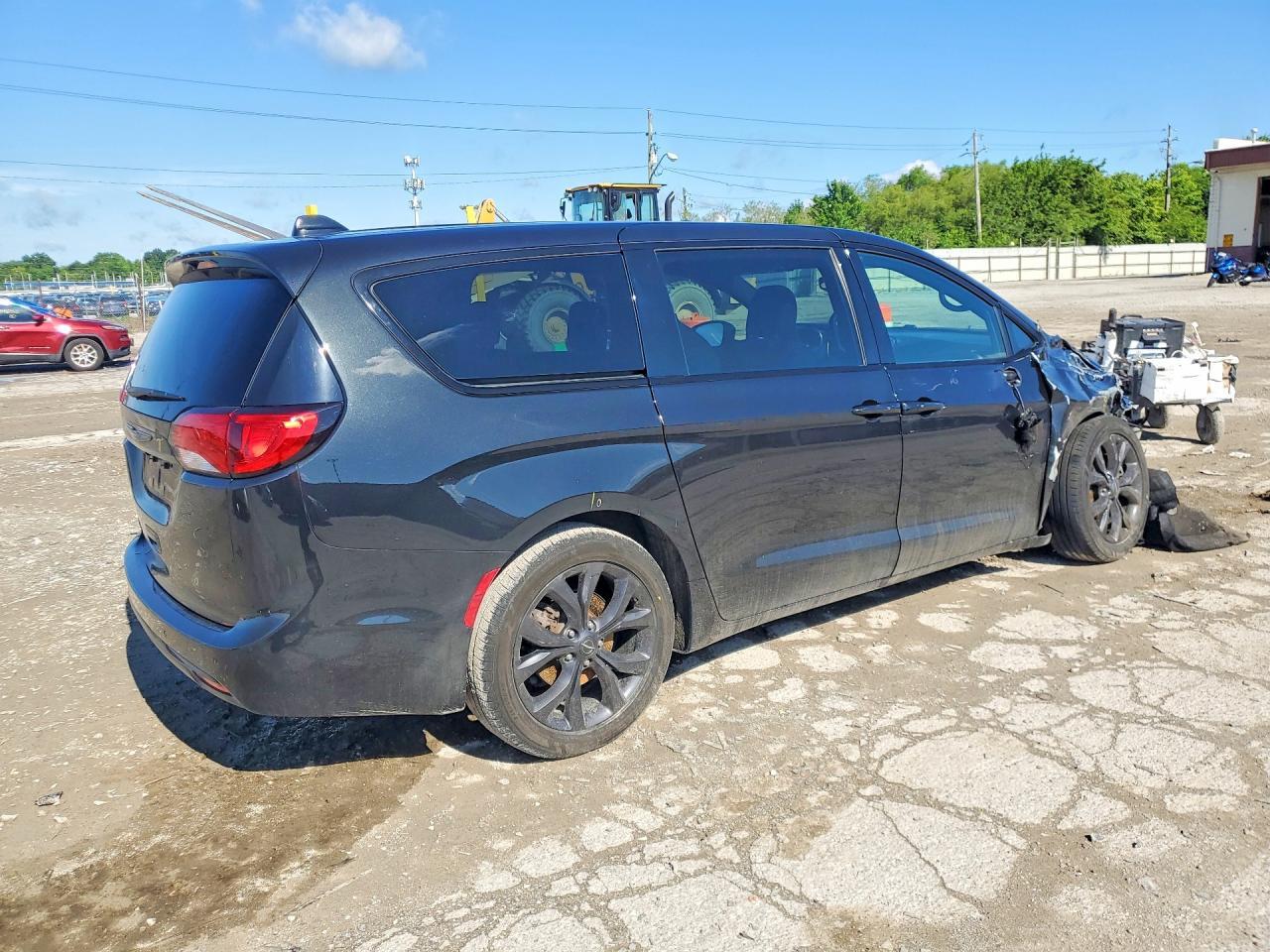 2019 CHRYSLER Pacifica