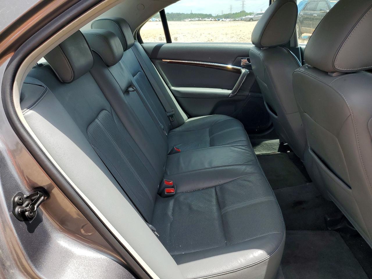2010 LINCOLN MKZ