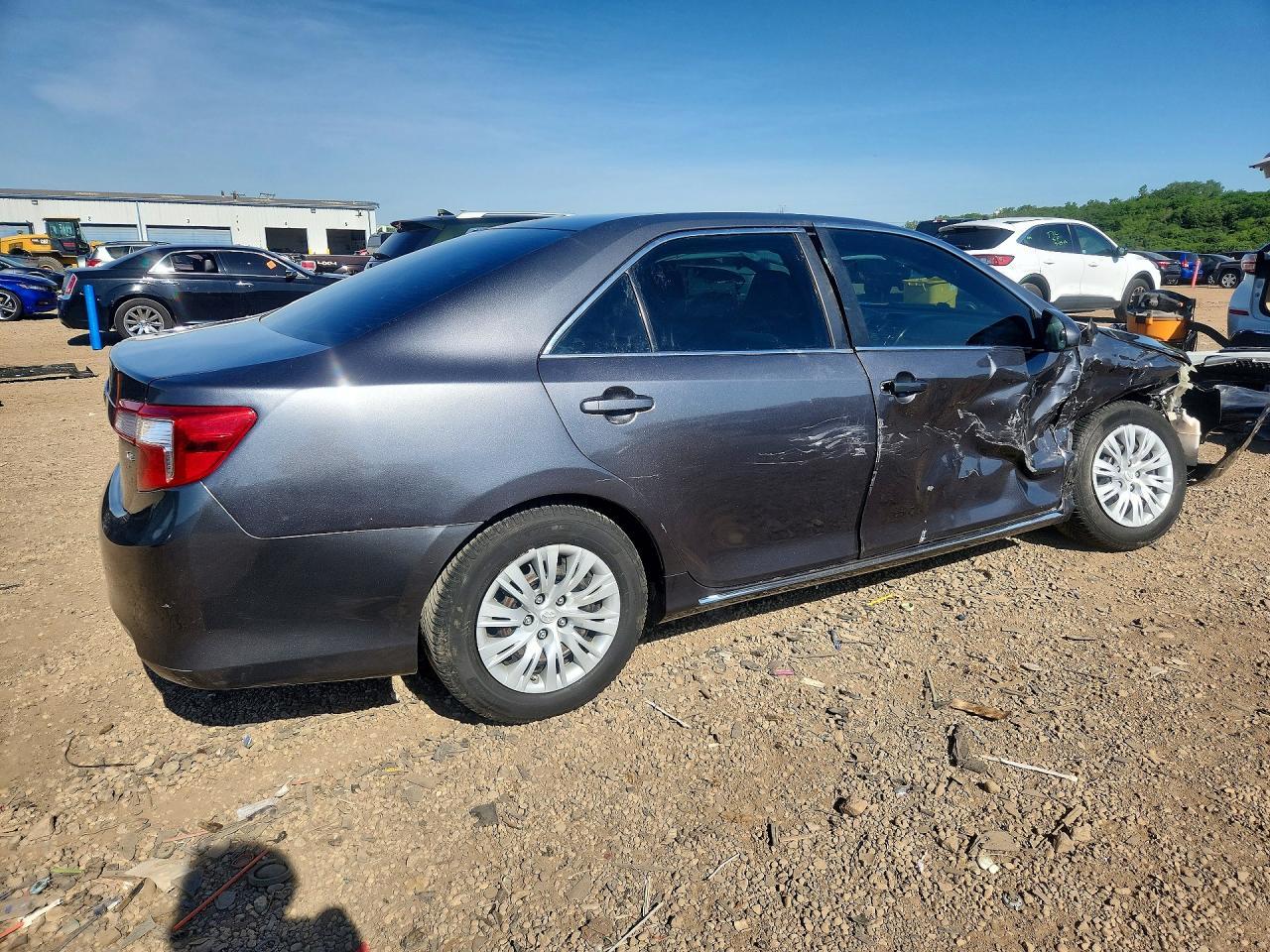 2012 TOYOTA CAMRY