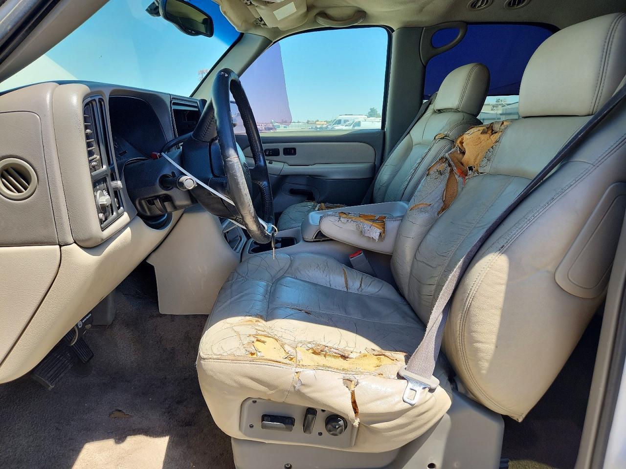 2002 CHEVROLET Tahoe