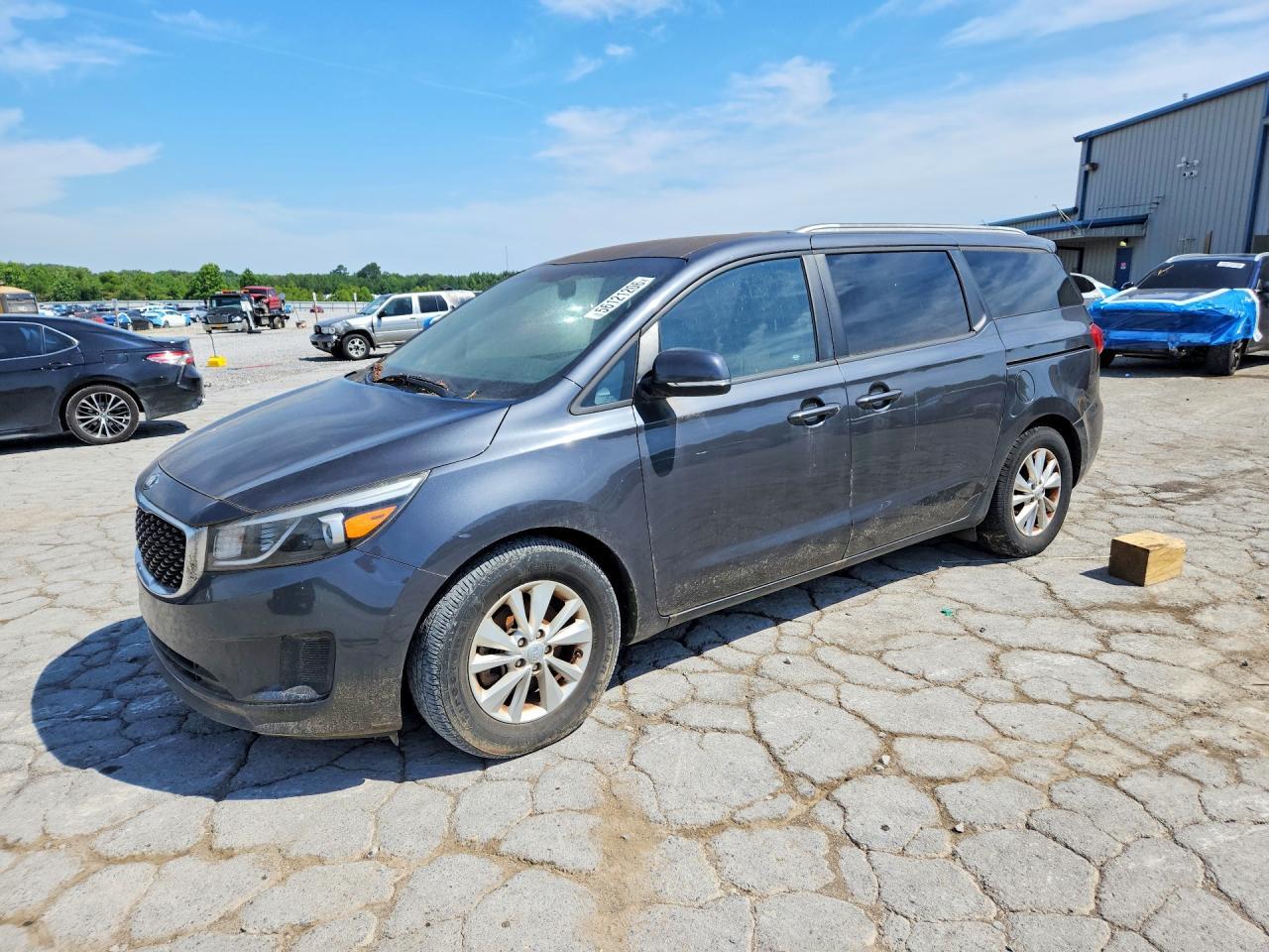 2015 KIA SEDONA