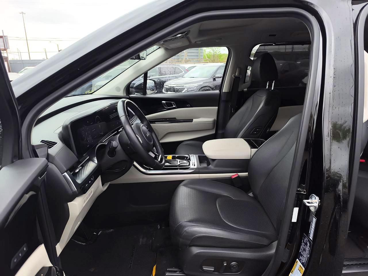 2024 KIA Carnival