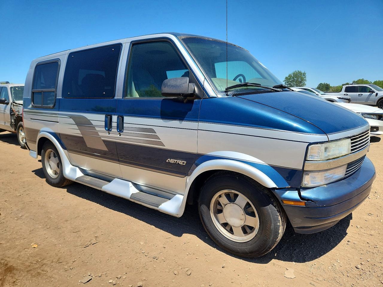 2002 CHEVROLET Astro