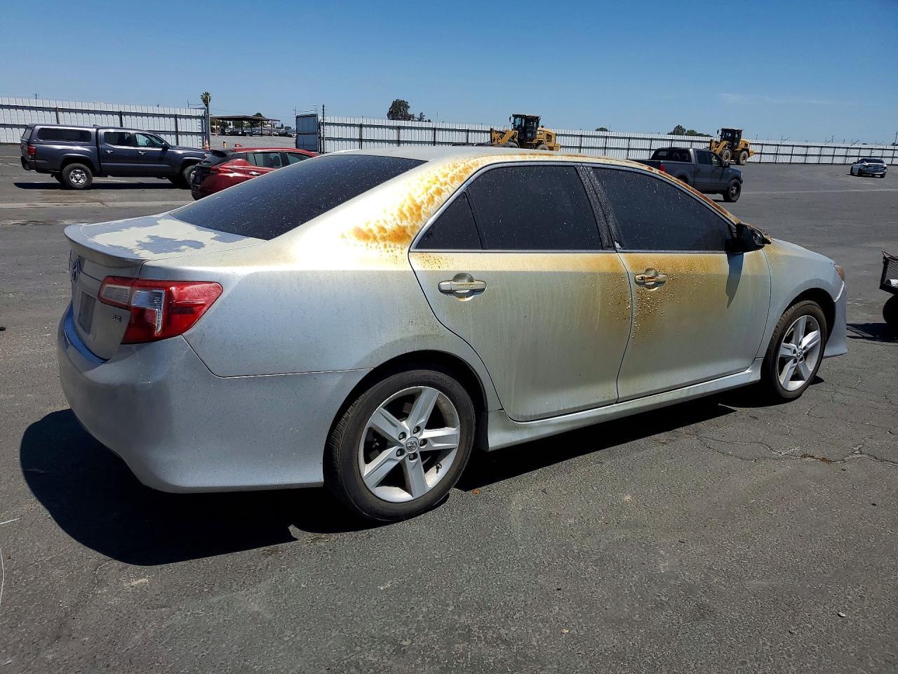 2013 TOYOTA CAMRY