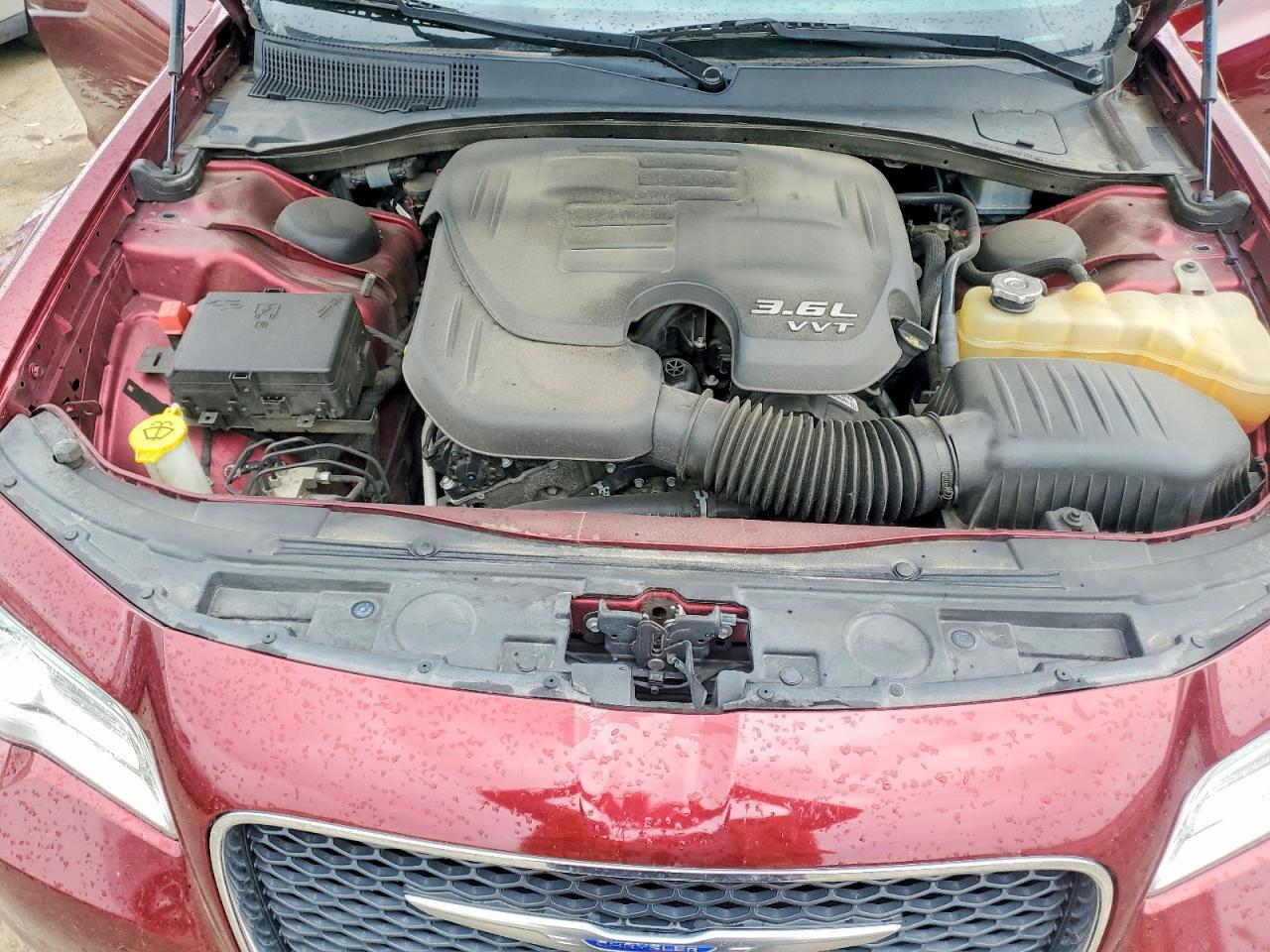 2019 CHRYSLER 300