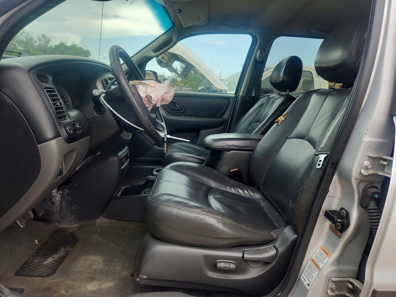 2003 MAZDA Tribute