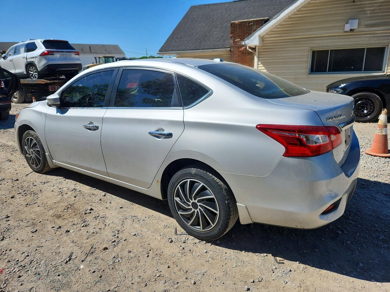 2017 NISSAN SENTRA