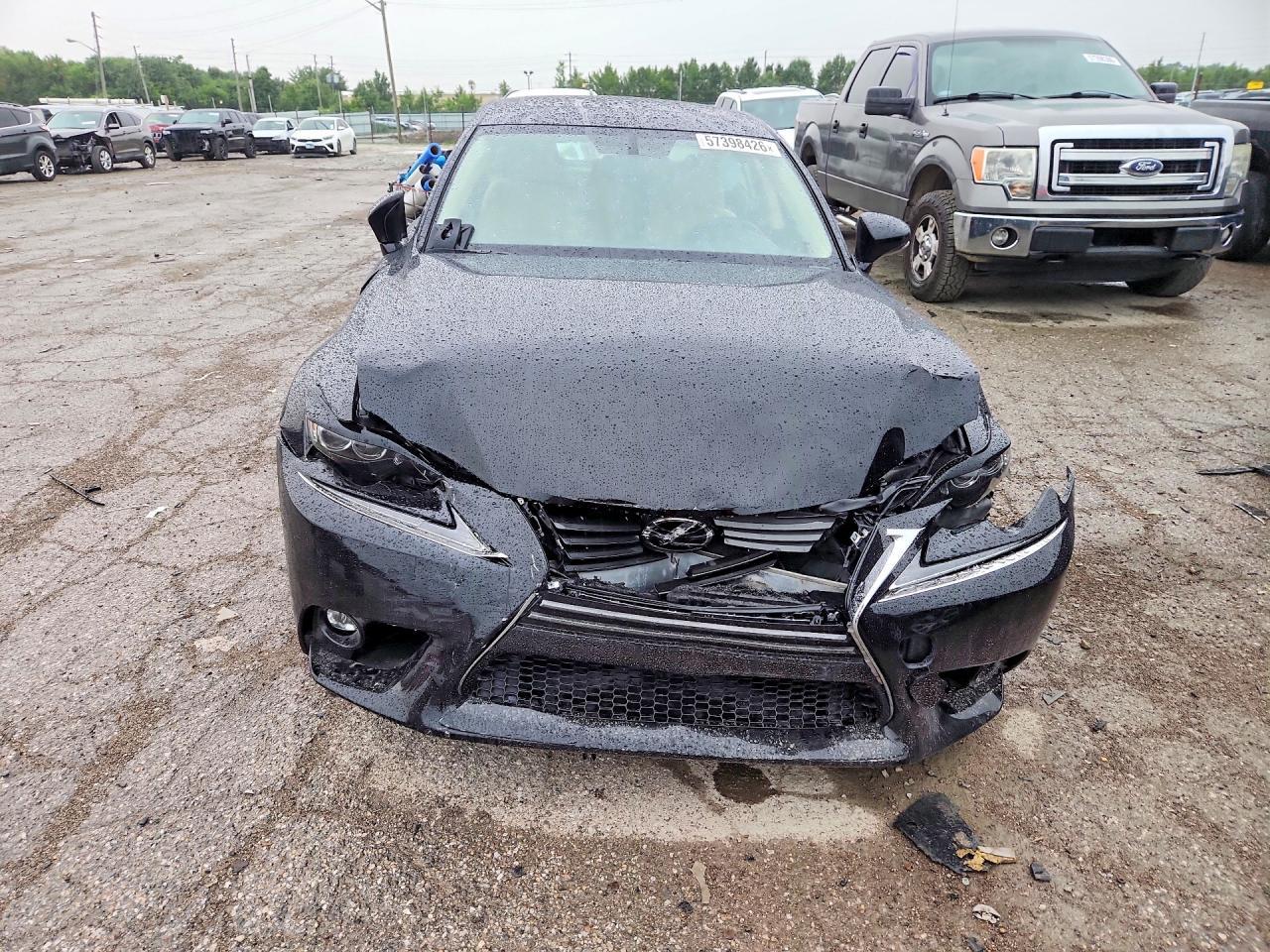 2016 LEXUS IS 200t