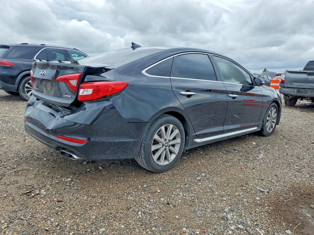 2017 HYUNDAI SONATA