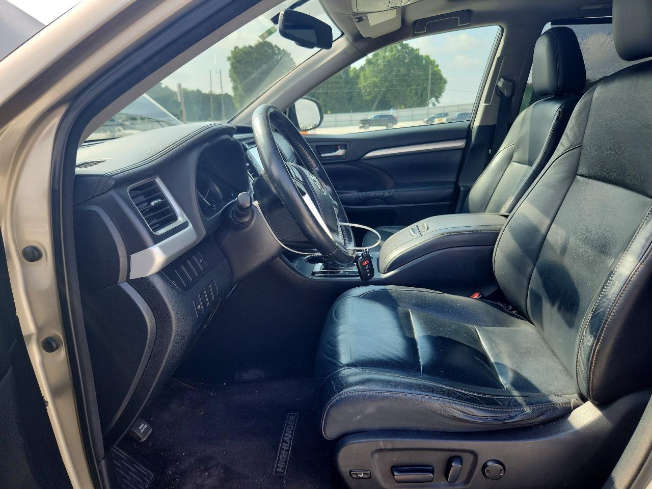 2014 TOYOTA HIGHLANDER