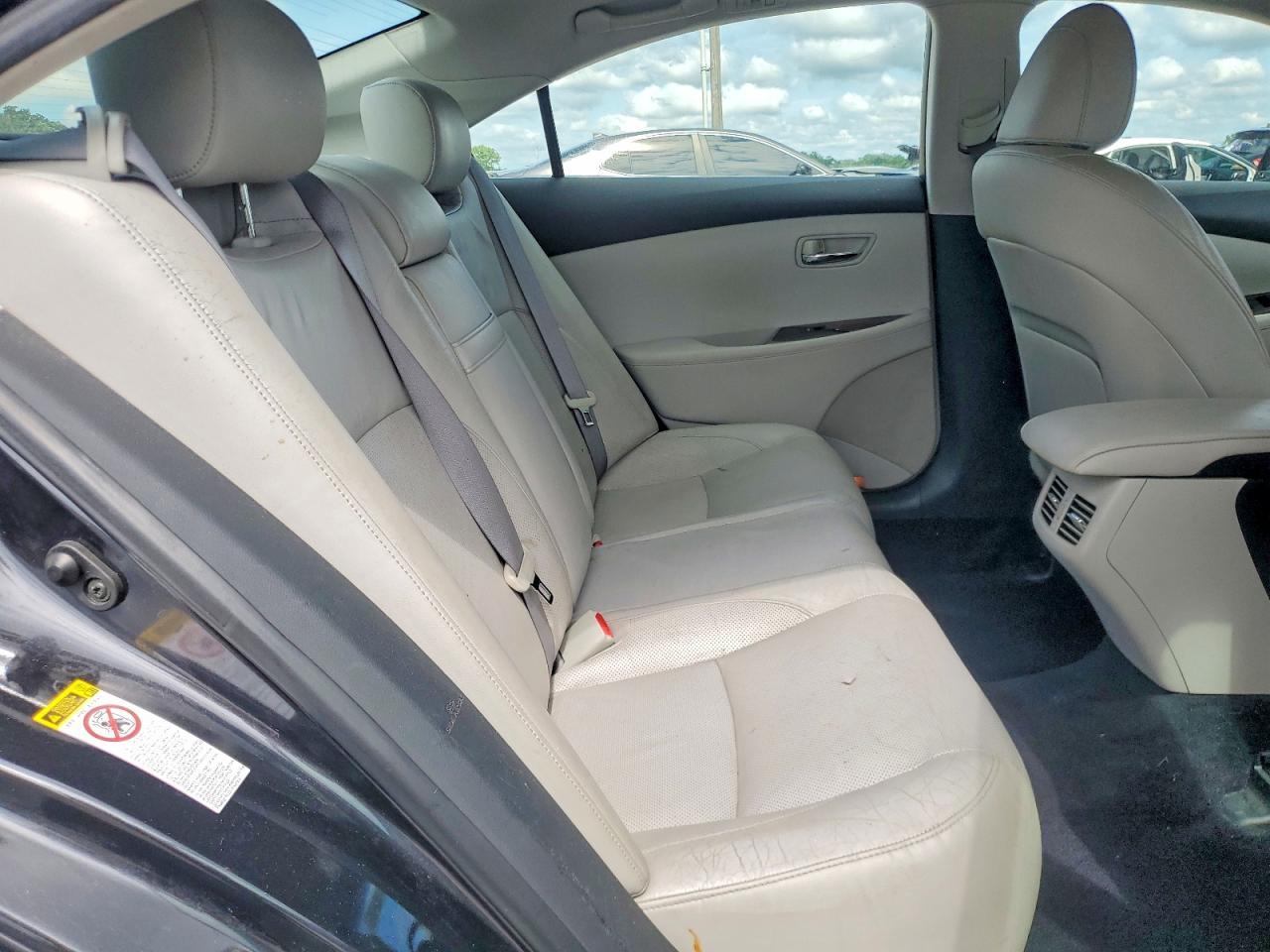 2011 LEXUS ES 350