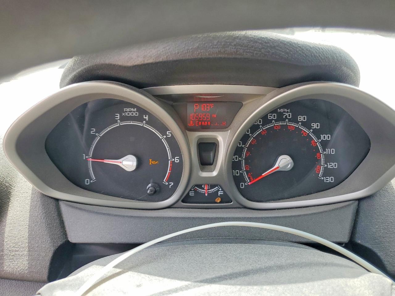 2013 FORD Fiesta