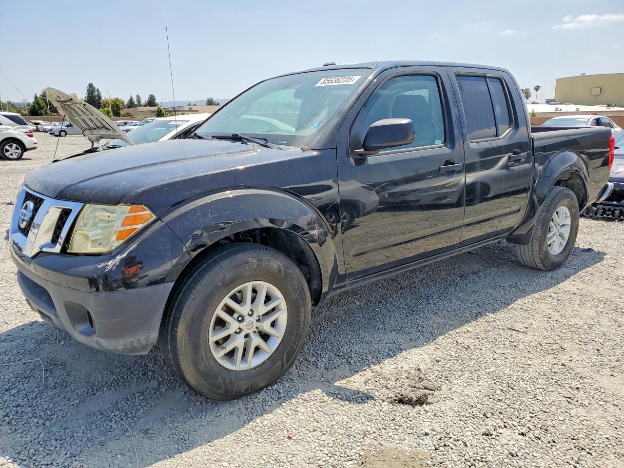2015 NISSAN Frontier