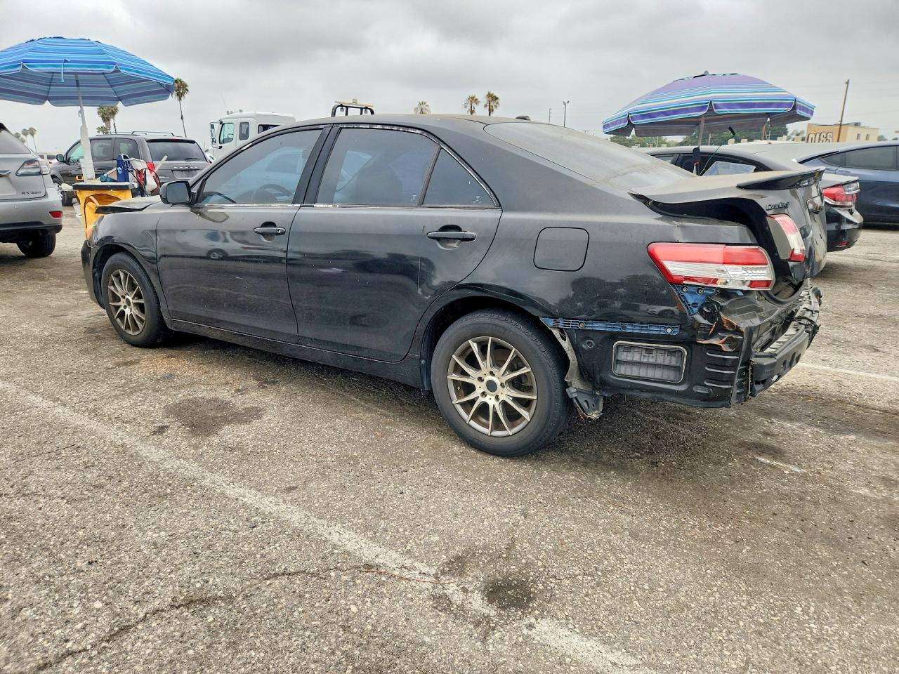 2011 TOYOTA CAMRY