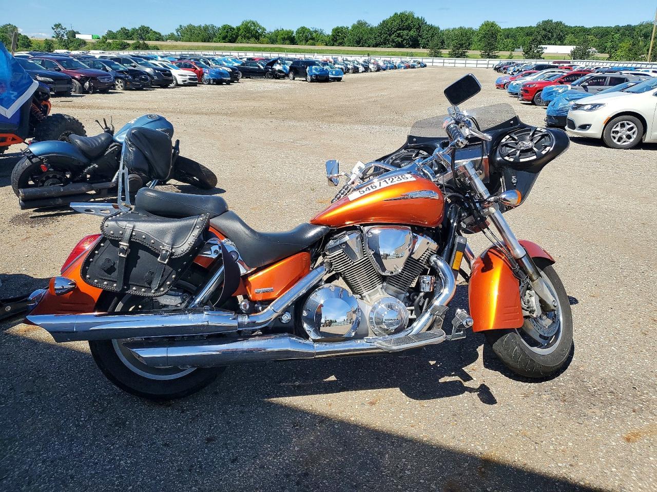 2002 HONDA VTX1800