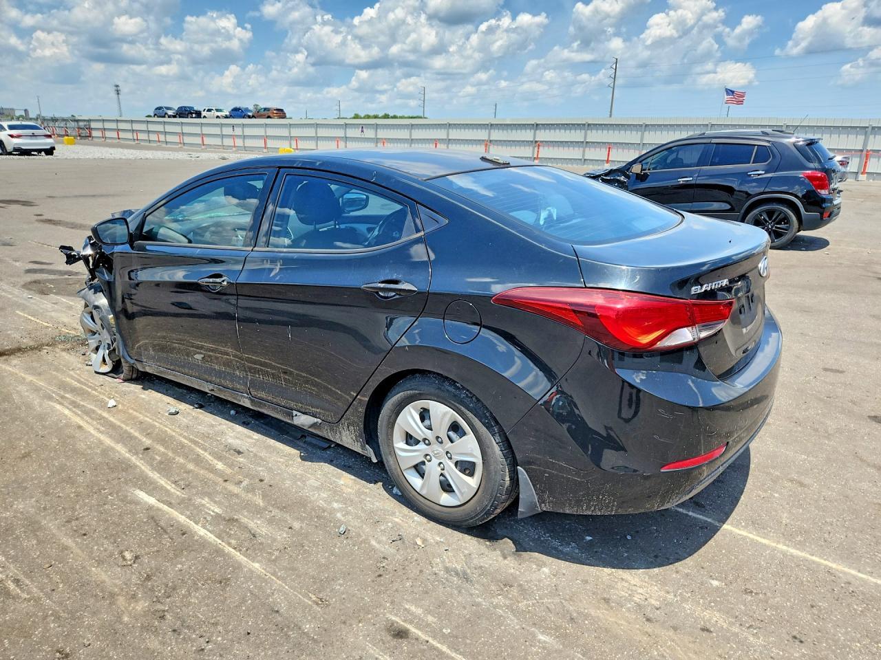 2016 HYUNDAI ELANTRA