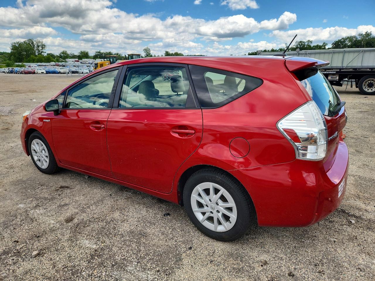 2014 TOYOTA PRIUS V
