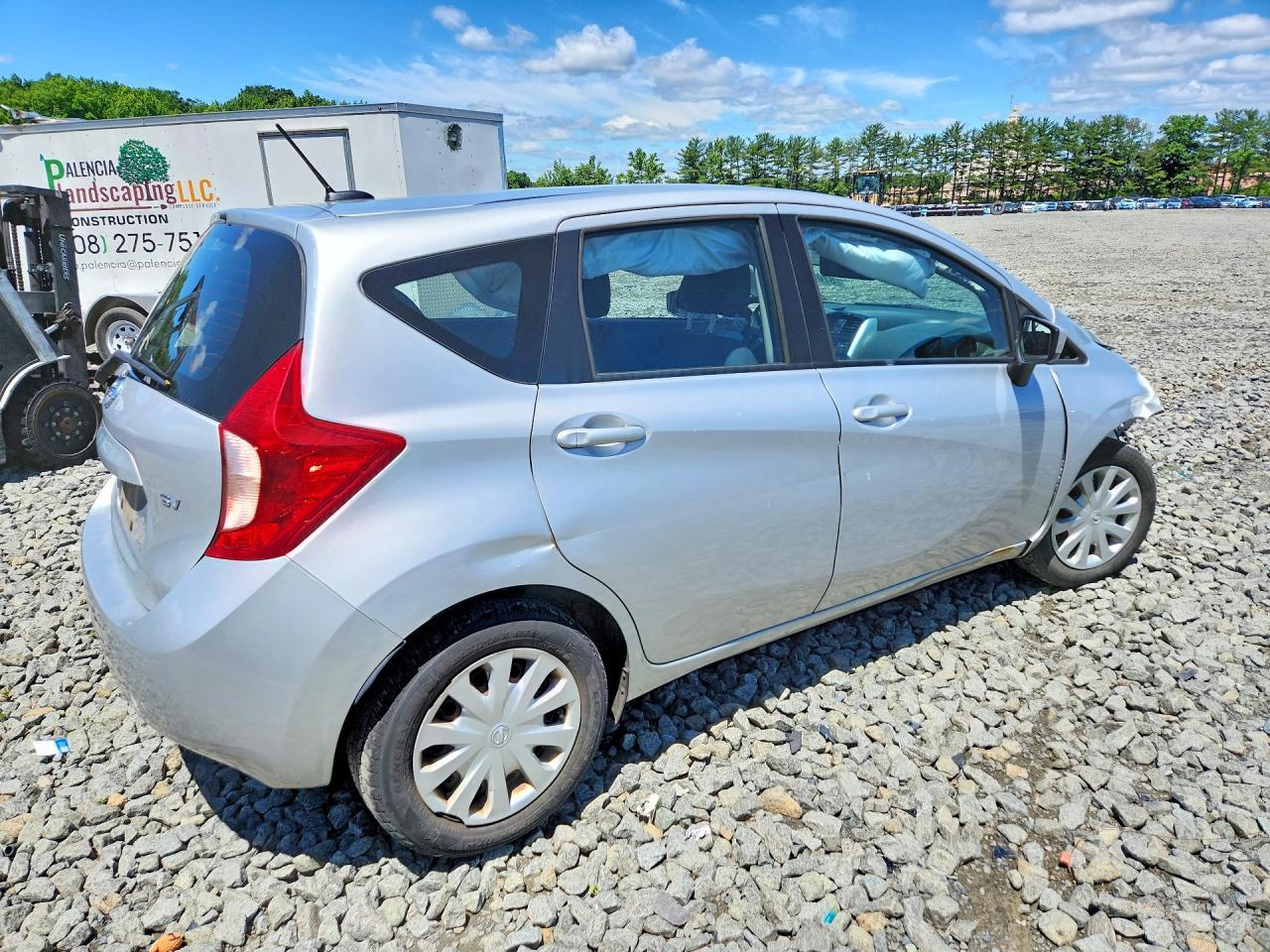 2016 NISSAN Versa Note