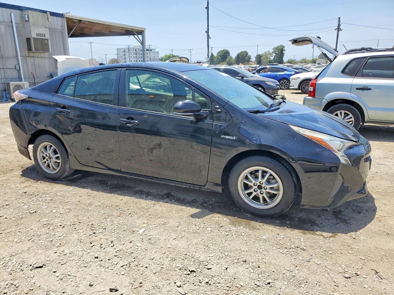 2016 TOYOTA PRIUS