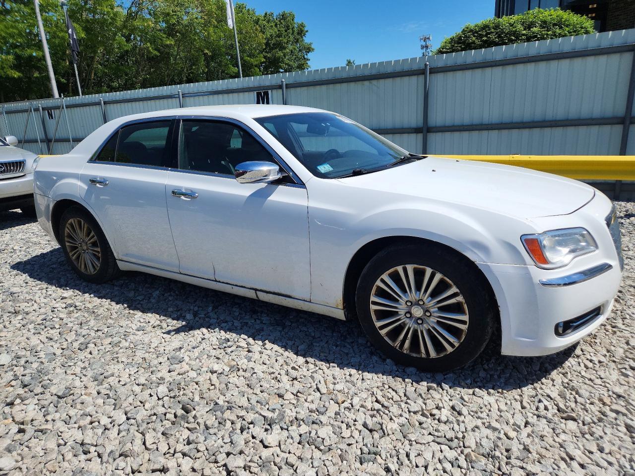 2013 CHRYSLER 300