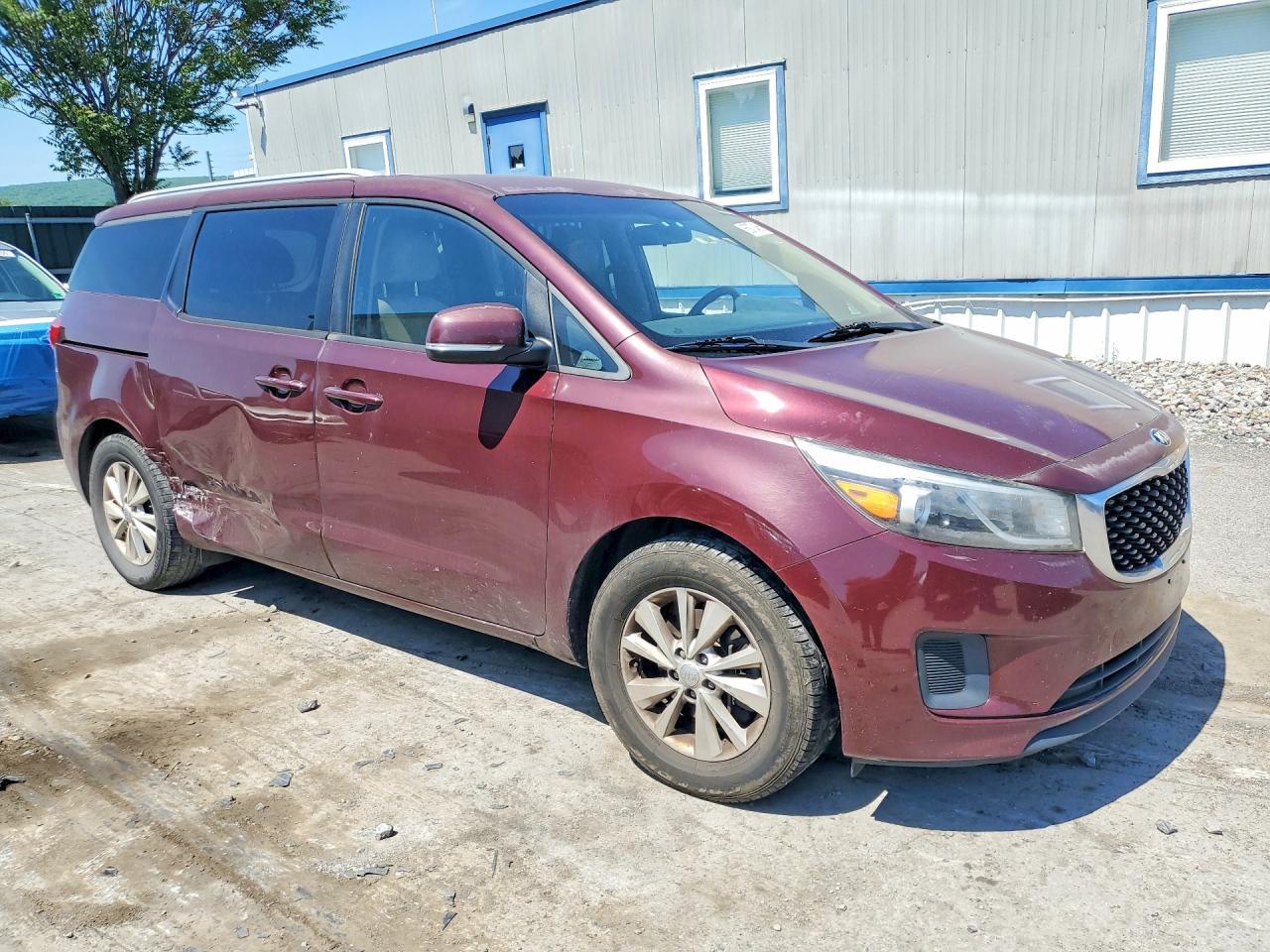 2015 KIA SEDONA