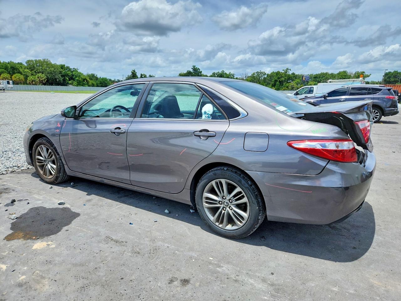 2016 TOYOTA CAMRY