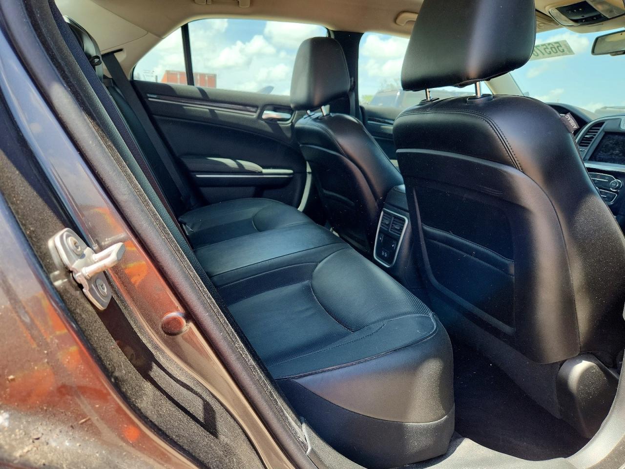 2018 CHRYSLER 300
