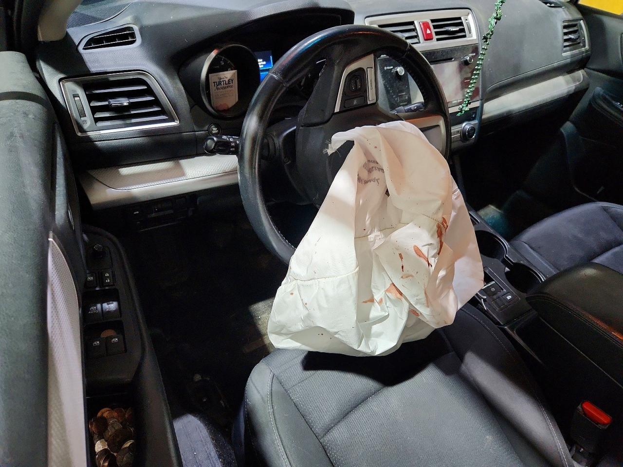 2015 SUBARU Legacy