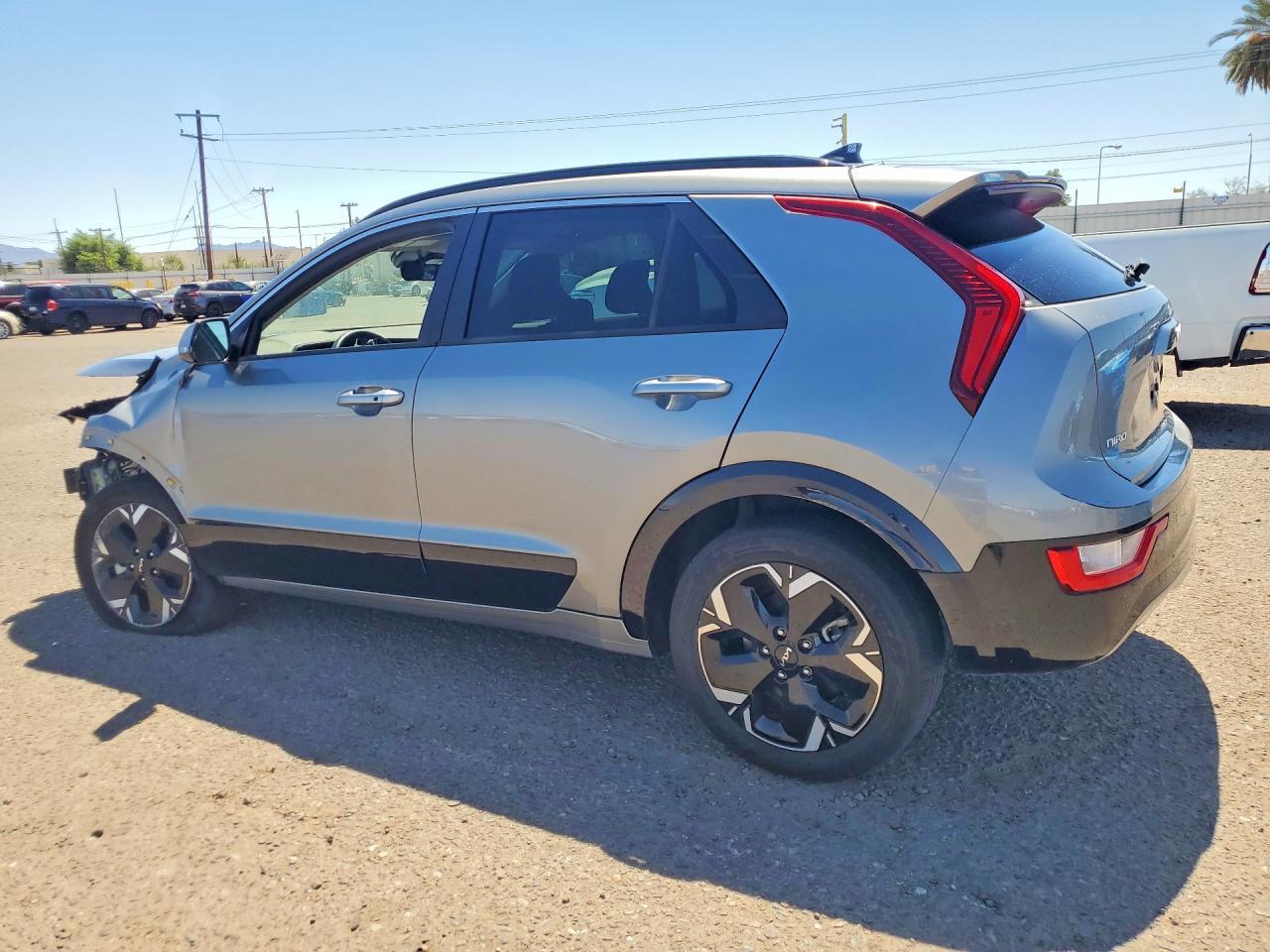 2023 KIA Niro