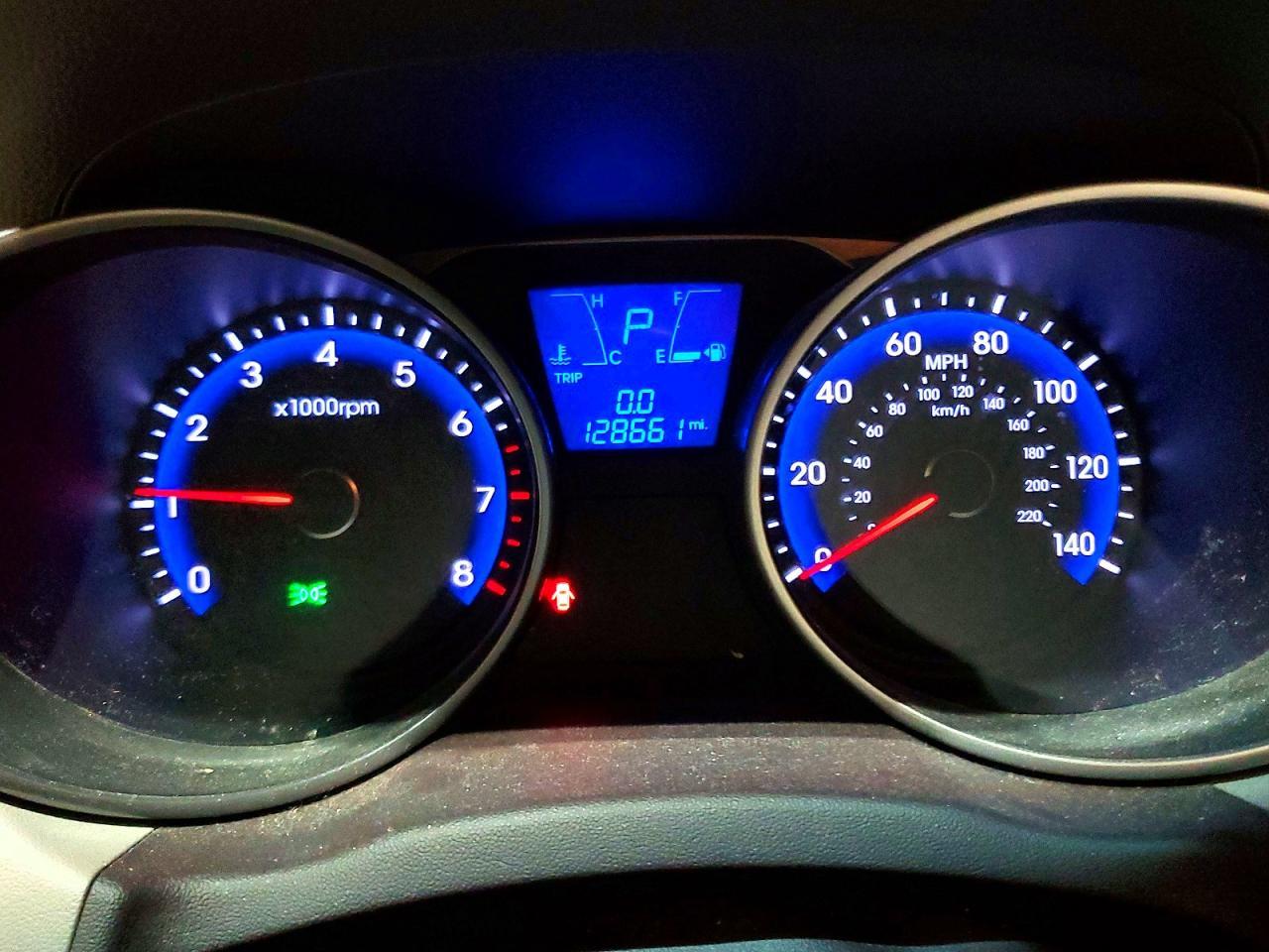 2011 HYUNDAI TUCSON