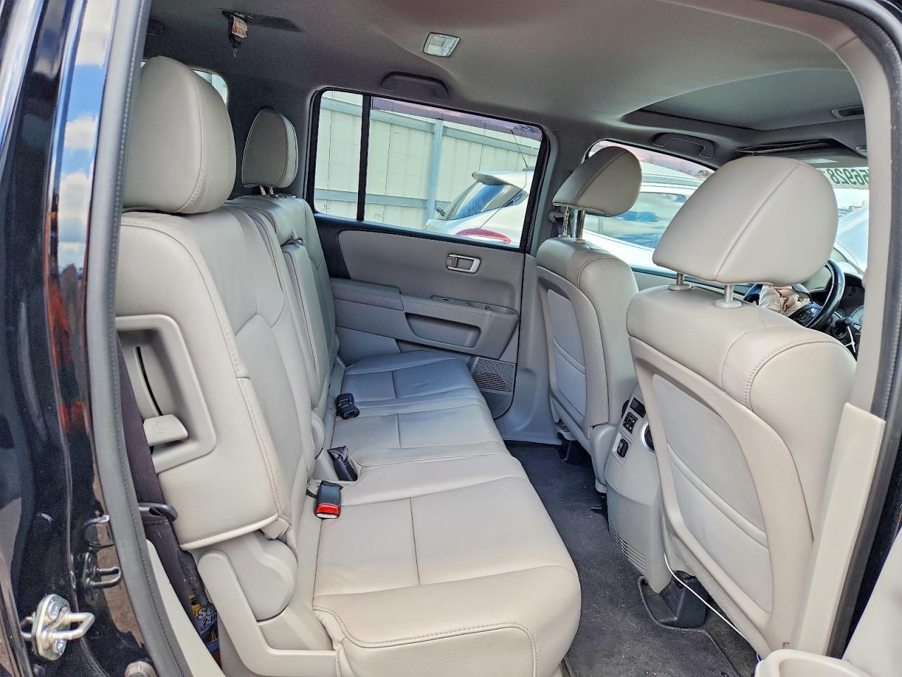 2015 HONDA PILOT
