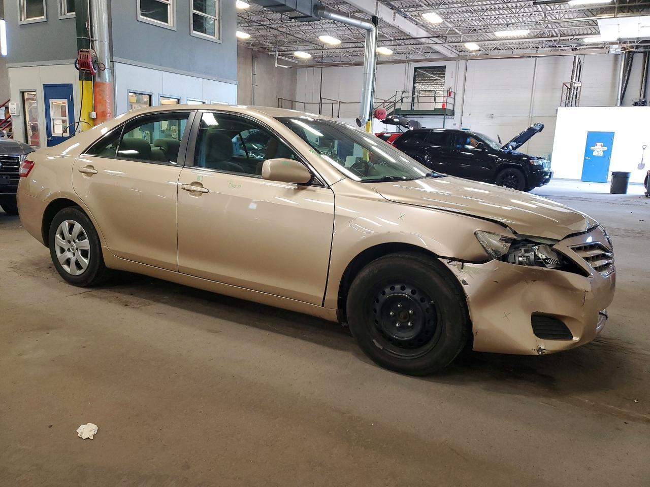 2010 TOYOTA CAMRY
