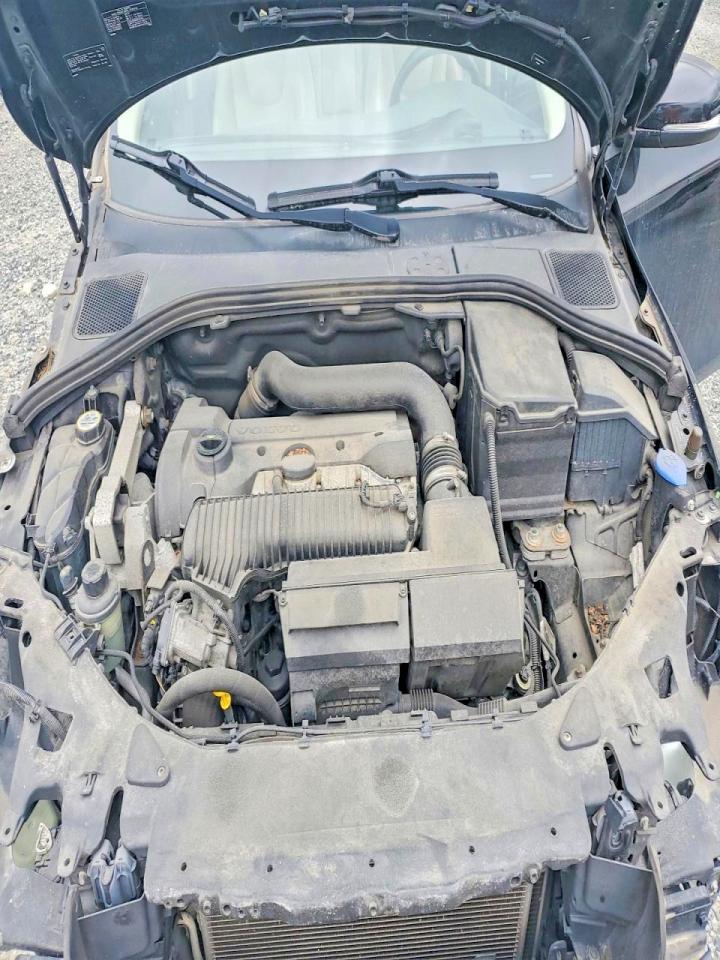 2013 VOLVO S60