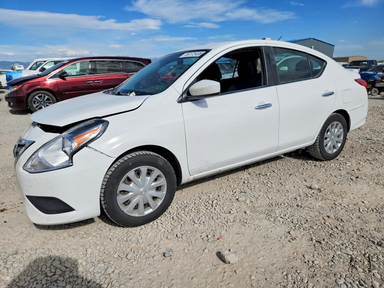 2018 NISSAN VERSA