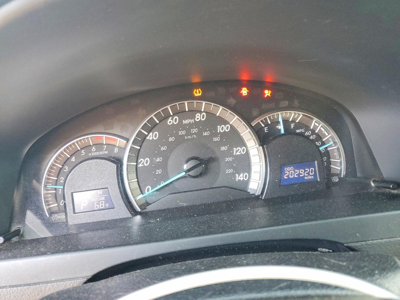 2013 TOYOTA CAMRY