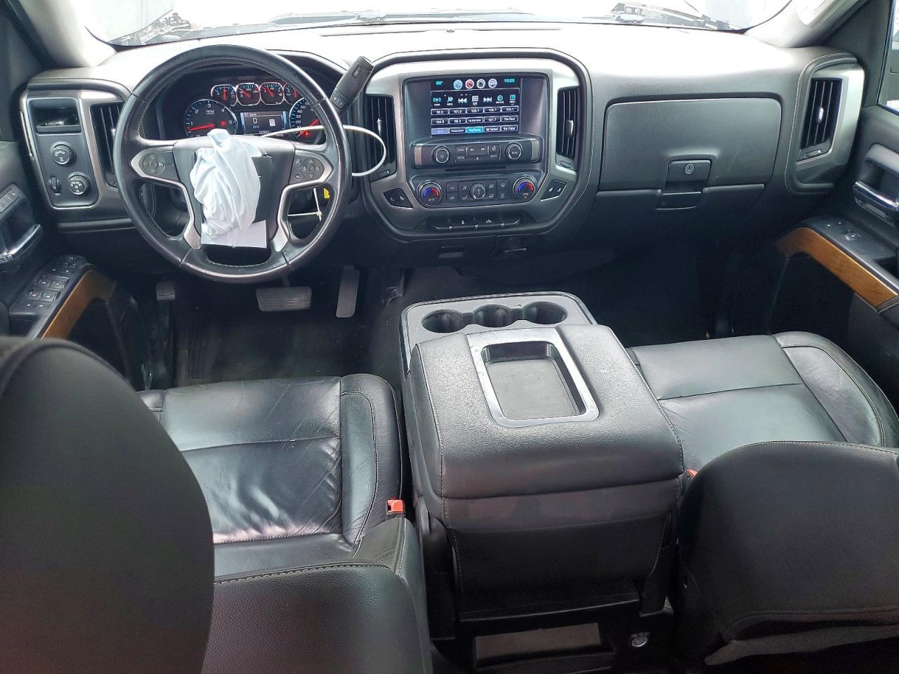 2018 CHEVROLET Silverado