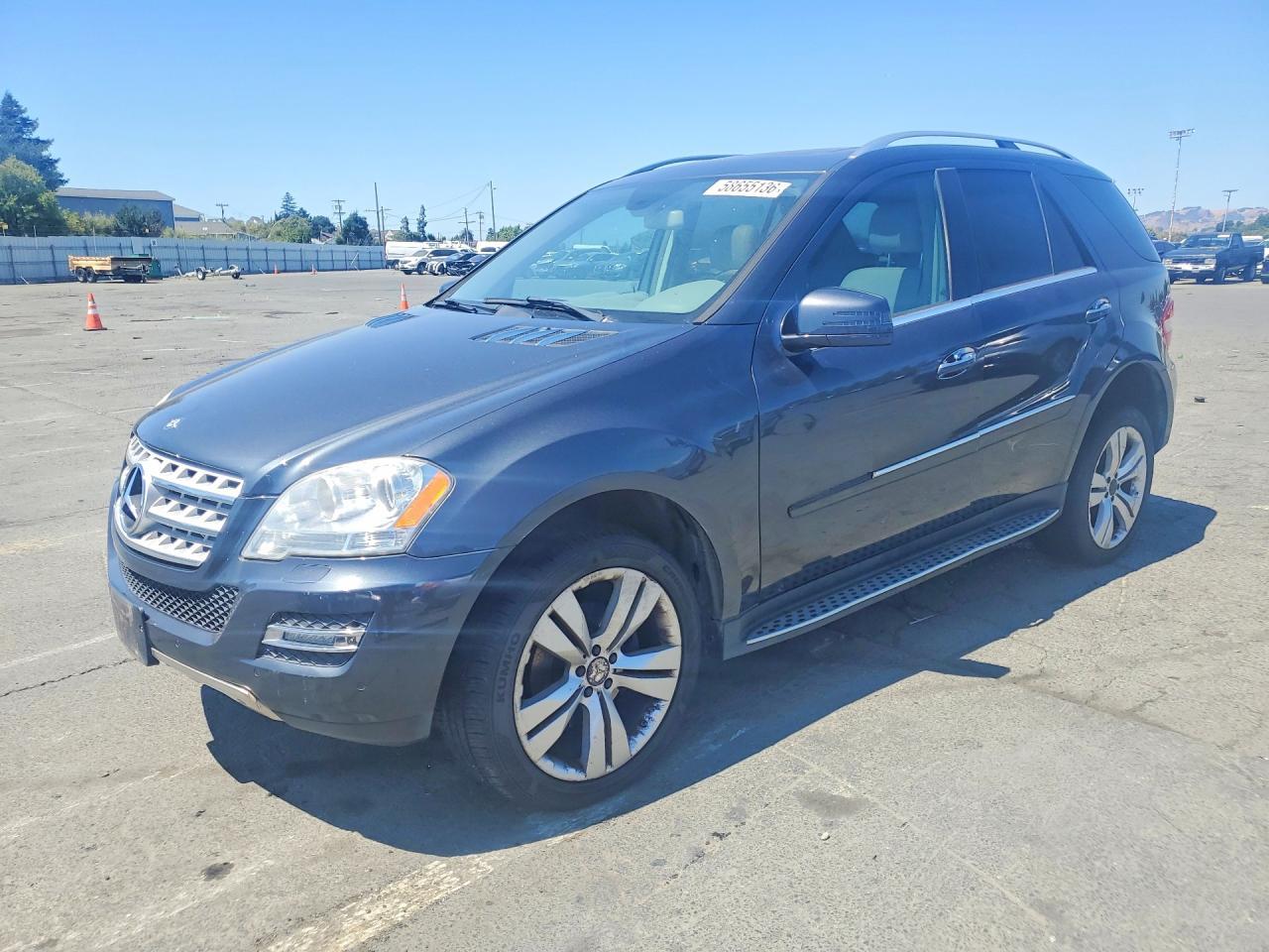 2011 MERCEDES-BENZ ML-Class